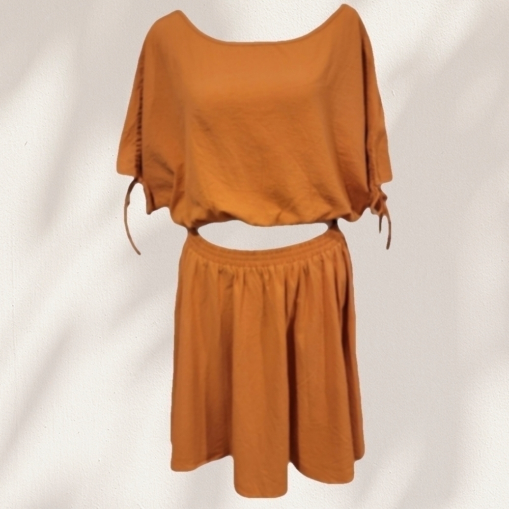 Cropped Top And Flared Skirt Set Size M